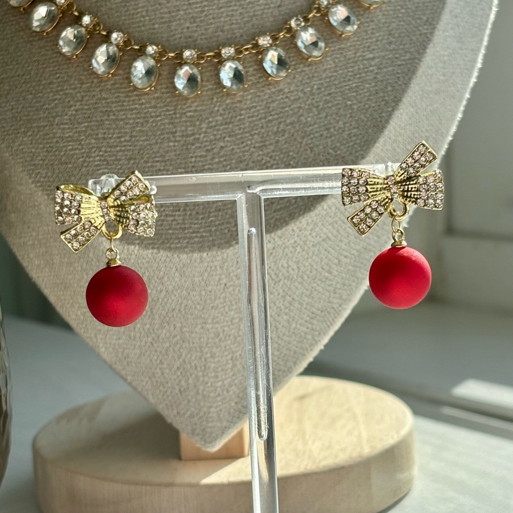 🌟BUY 1 GET 1 FREE🌟 BRAND NEW Bow Stud Earrings